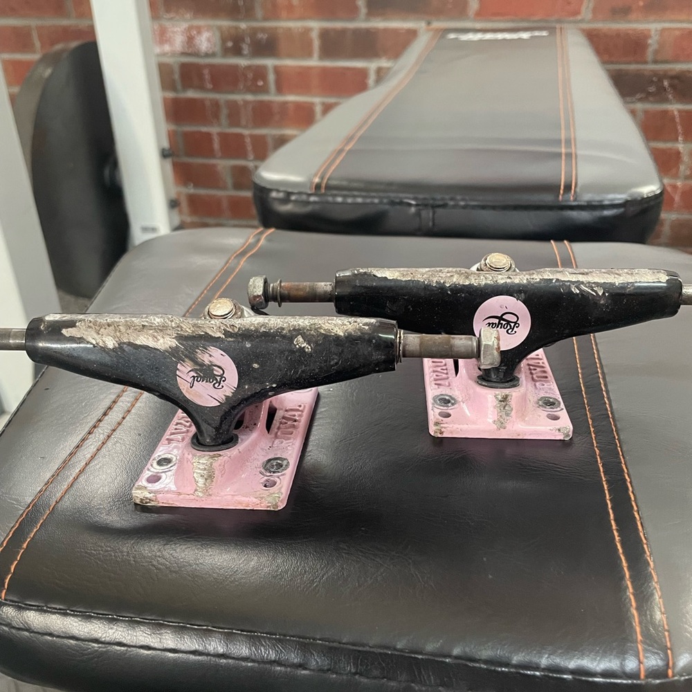 Royal Skate Trucks